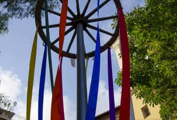 Album - Edition 2022 de la Fête des Mai à Villefranche-sur-Mer